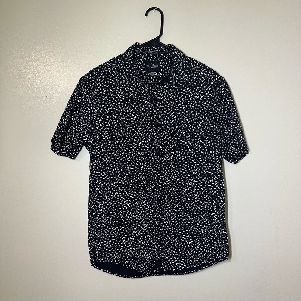 Marc Ecko Black and White Casual Button Down Shirt